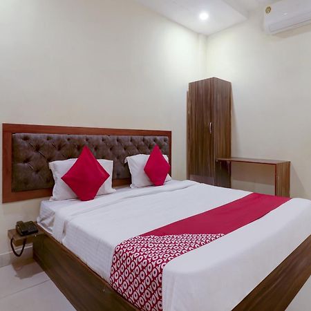 Hotel O Rsquare Elite Sururnagar Екстериор снимка