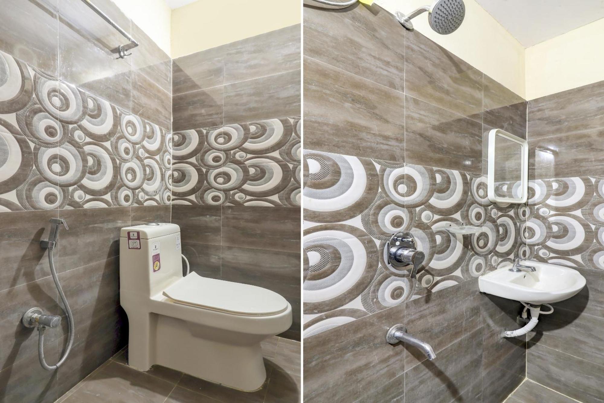 Hotel O Rsquare Elite Sururnagar Екстериор снимка