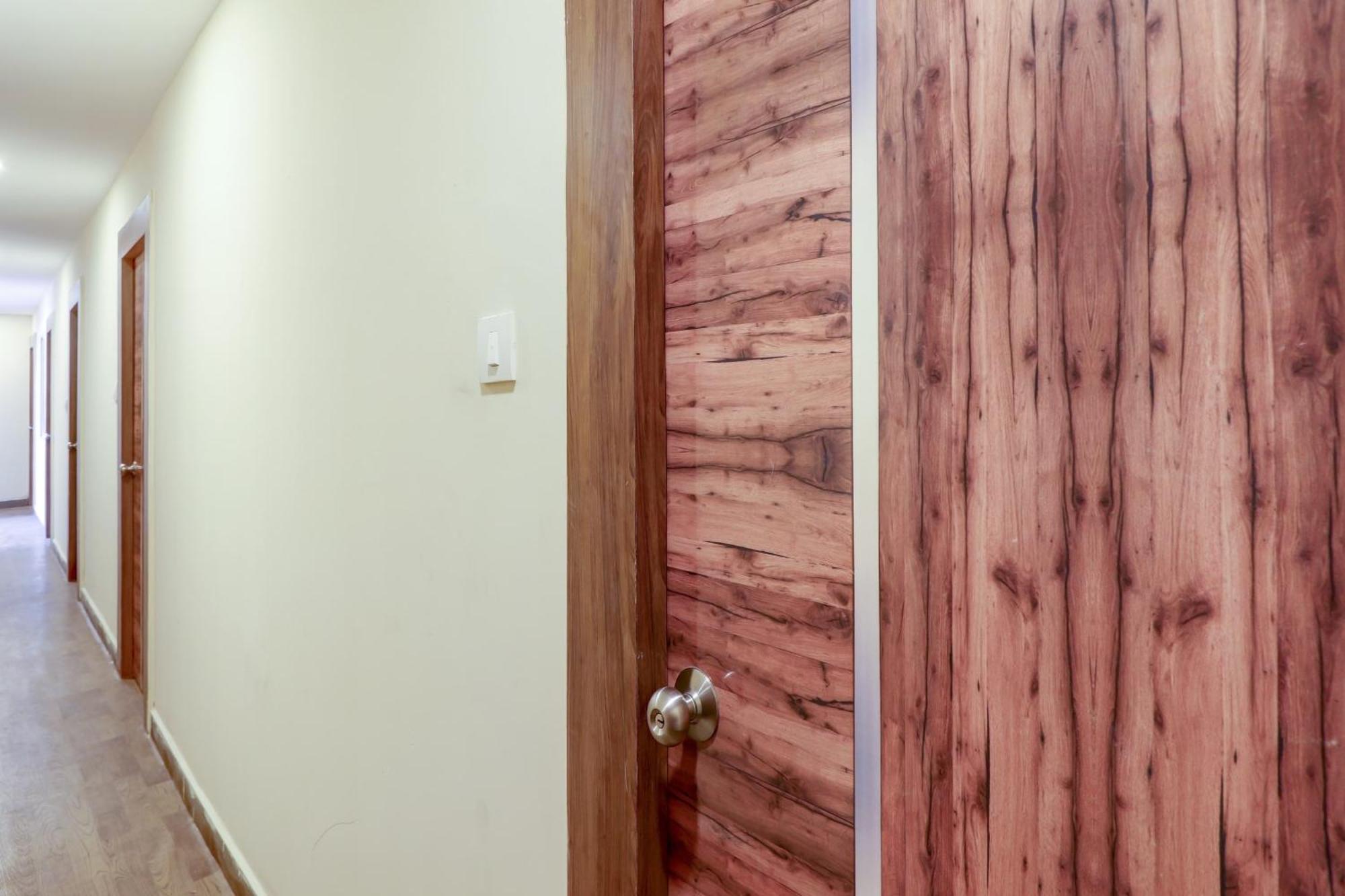 Hotel O Rsquare Elite Sururnagar Екстериор снимка