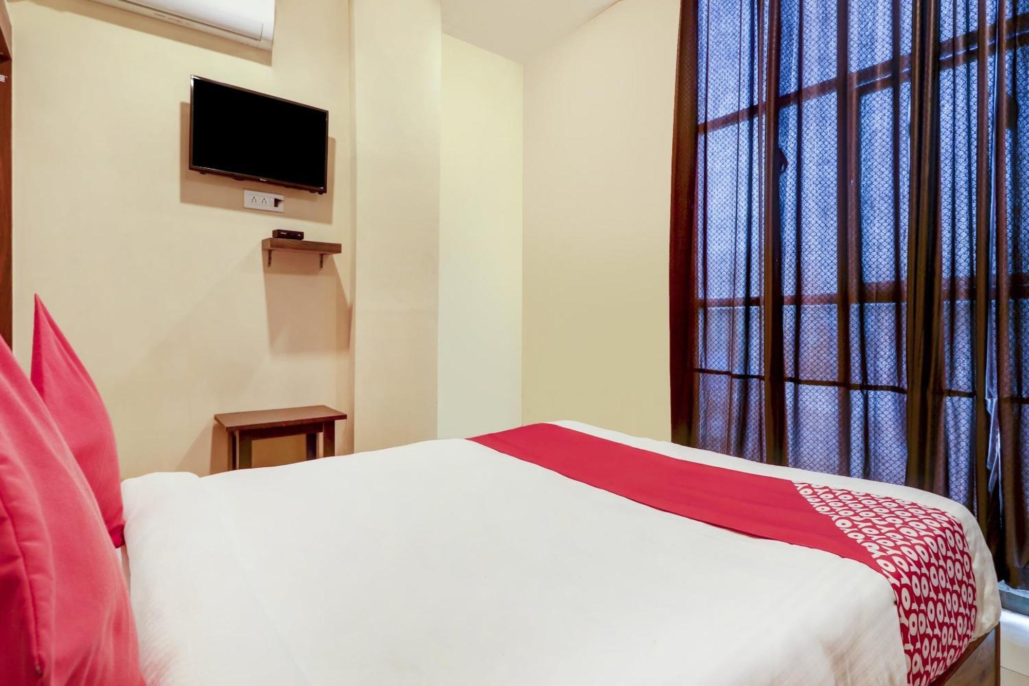 Hotel O Rsquare Elite Sururnagar Екстериор снимка