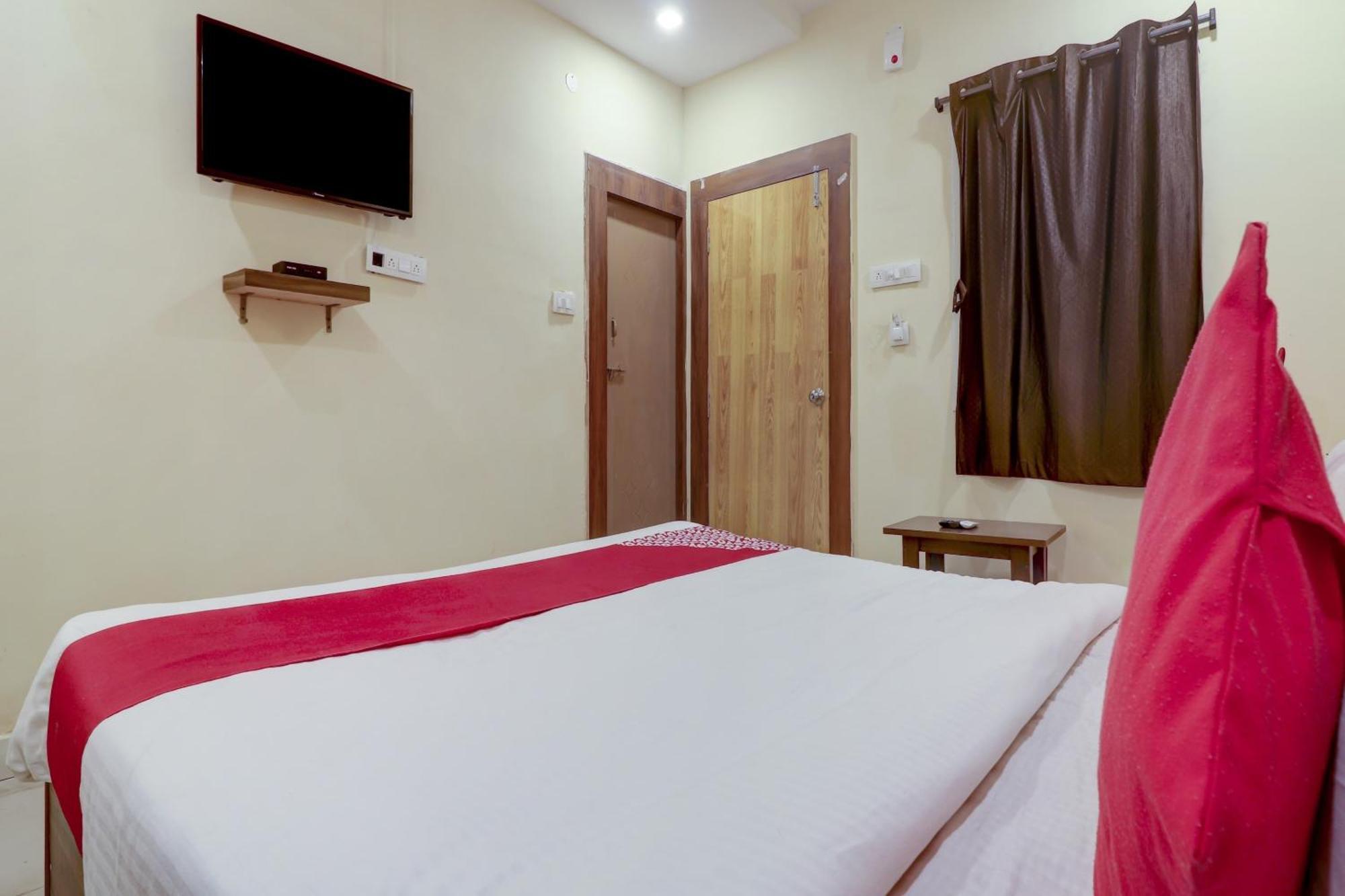 Hotel O Rsquare Elite Sururnagar Екстериор снимка