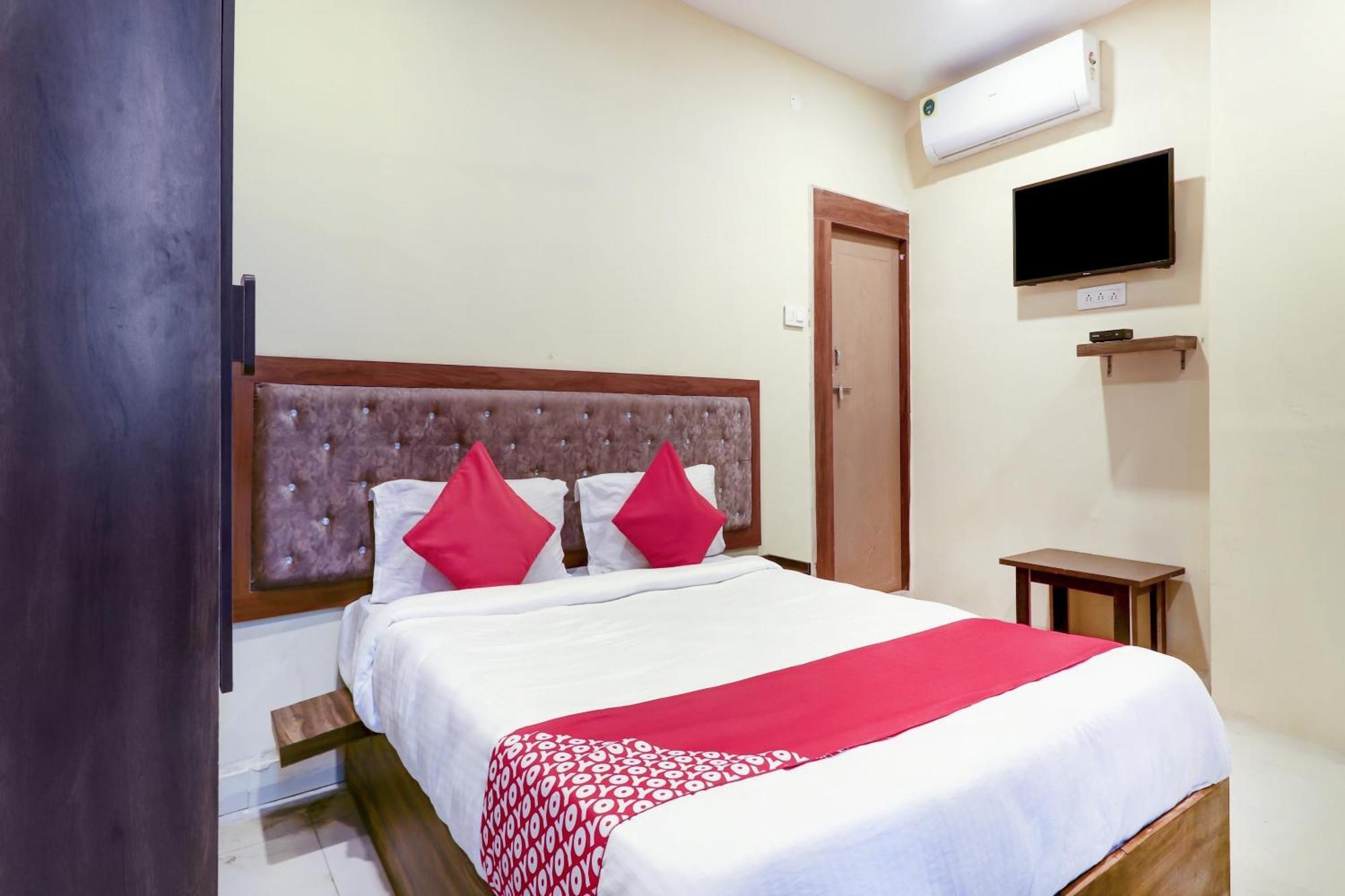 Hotel O Rsquare Elite Sururnagar Екстериор снимка