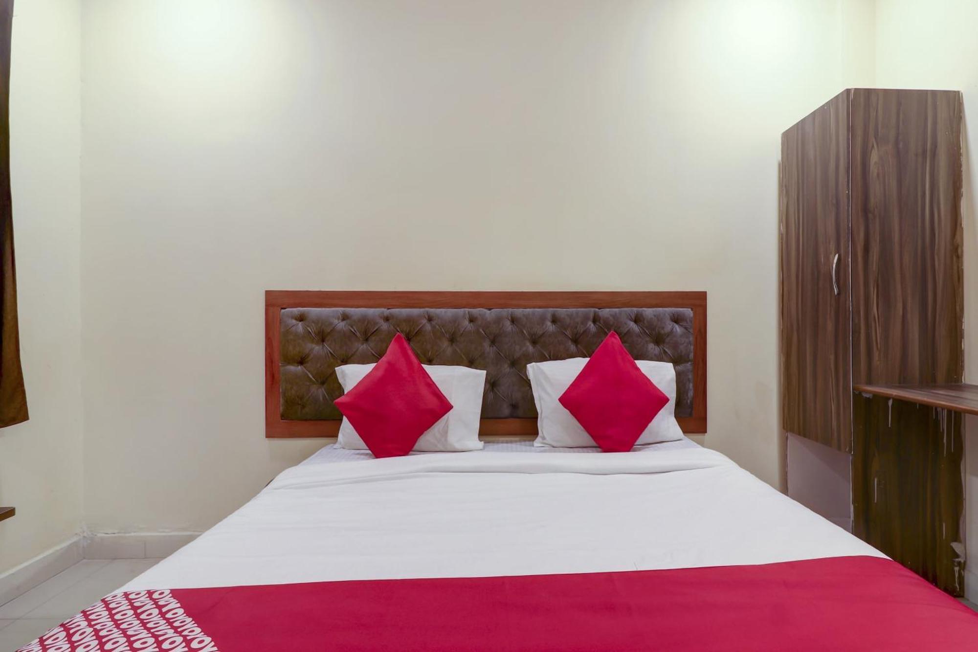Hotel O Rsquare Elite Sururnagar Екстериор снимка
