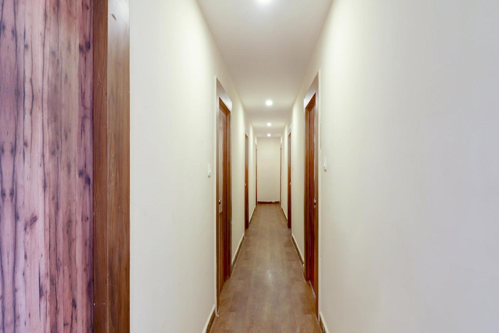 Hotel O Rsquare Elite Sururnagar Екстериор снимка