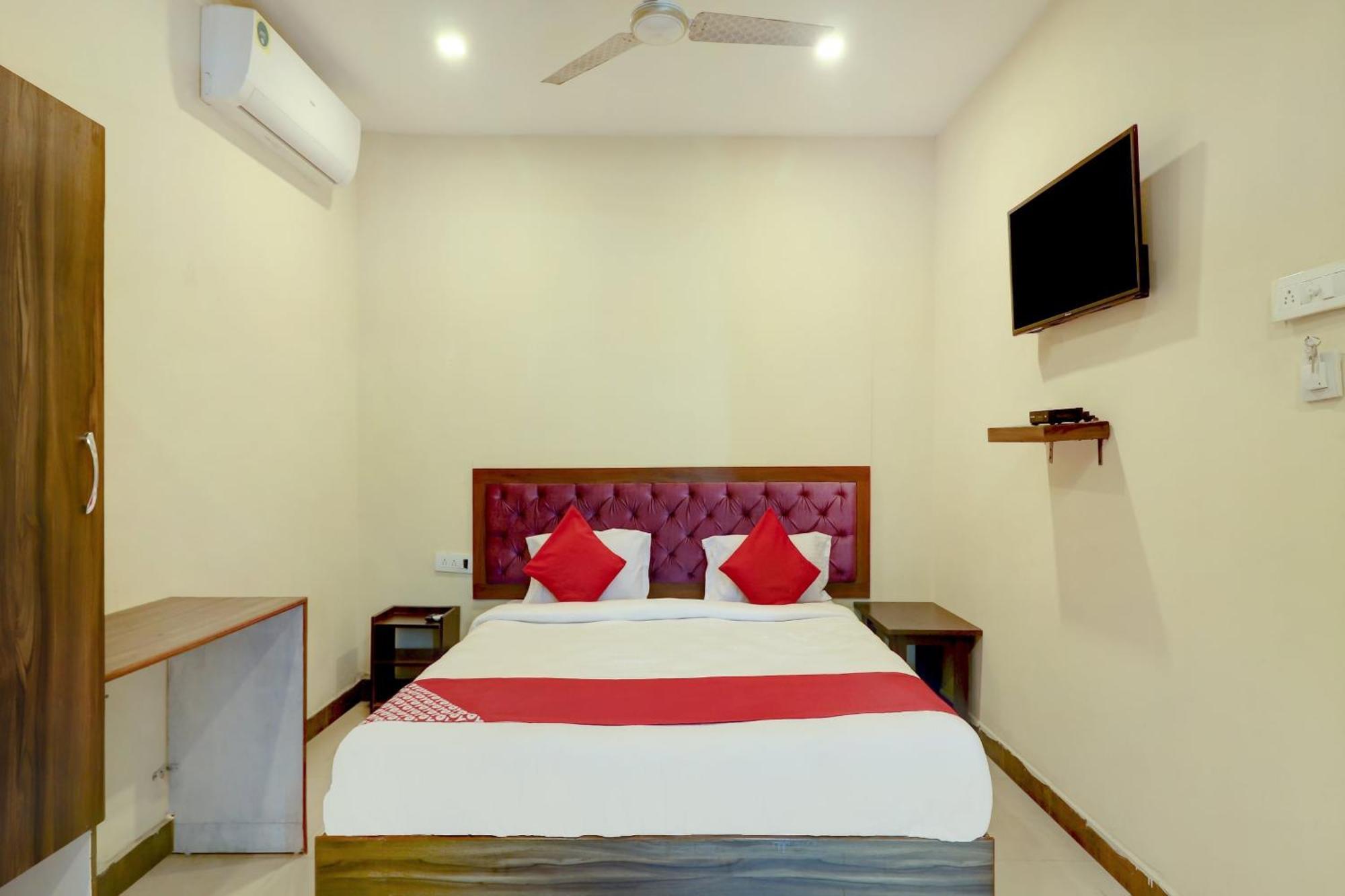 Hotel O Rsquare Elite Sururnagar Екстериор снимка